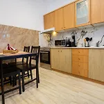 Ella Deluxe Apartament *