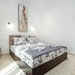 Apartament Ella Deluxe *