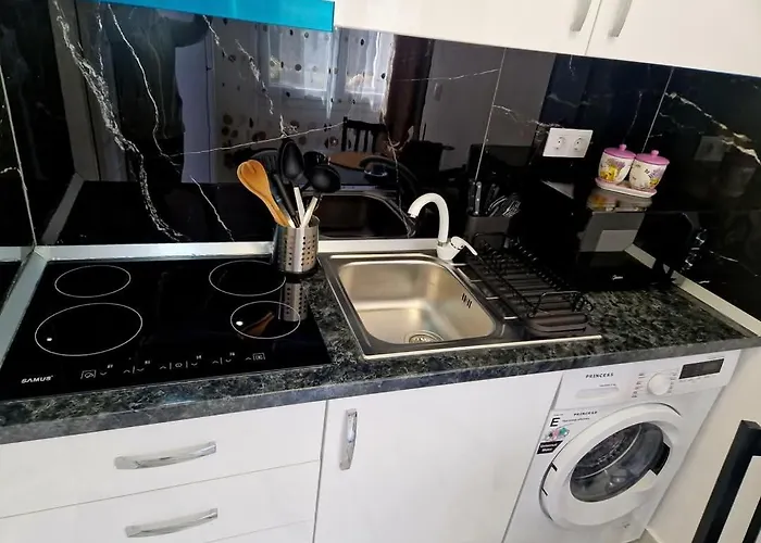 Ella Deluxe Apartament *